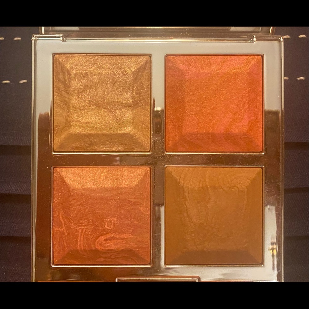 Becca Chloe Malika Palette